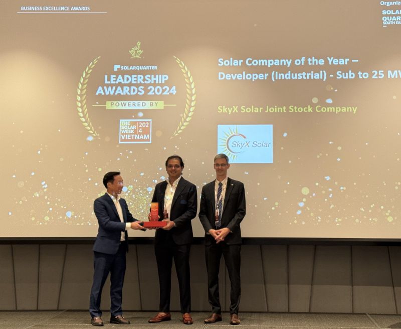 Samresh Kumar at Solar Quarter Leadership Awards 2024